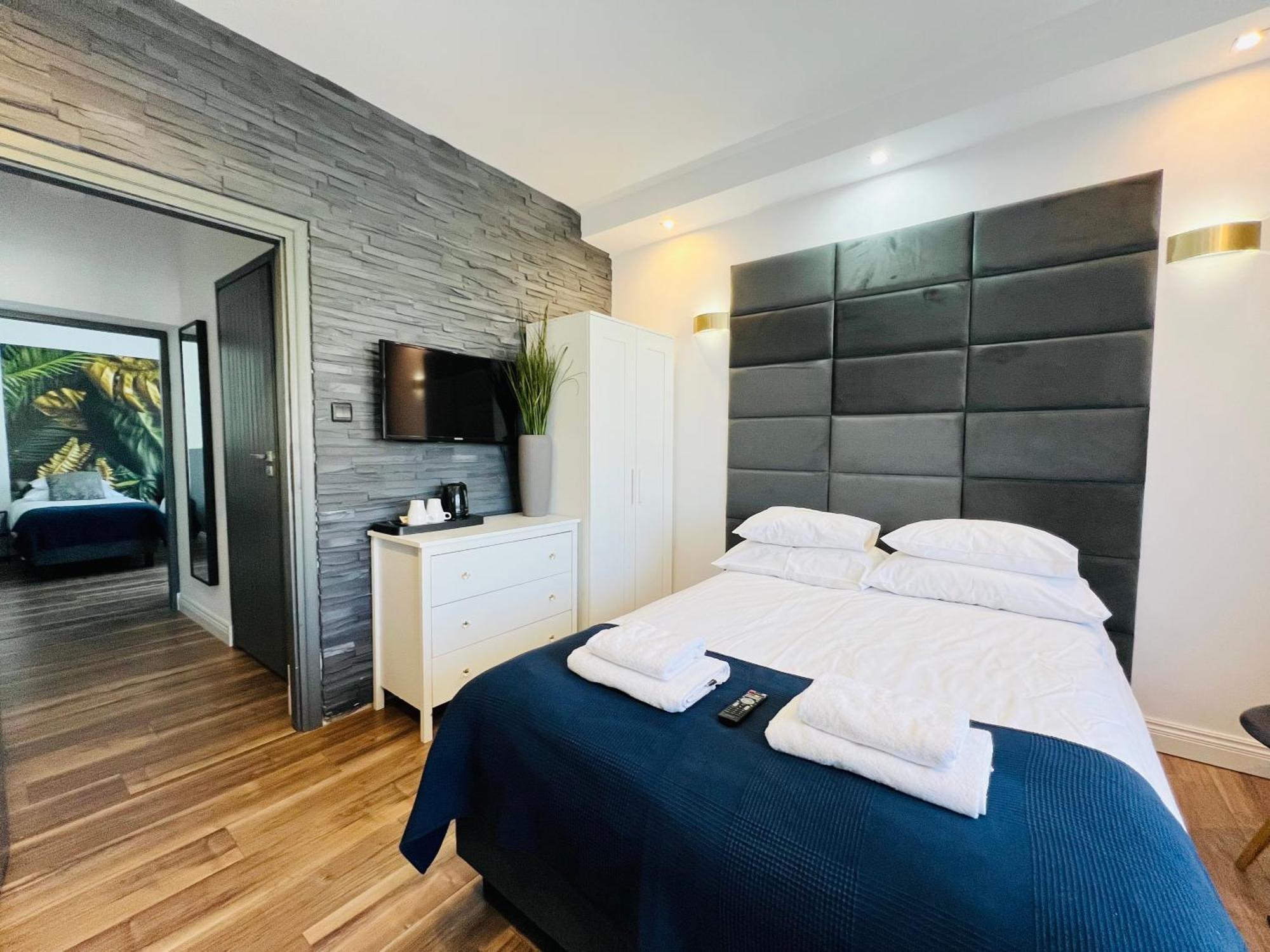 Apartamenty Deluxe-Blisko Plazy-Kuchnia,Parking-Grupa Hotelowa Plazowelove (Adults Only) Крыница-Морска Экстерьер фото